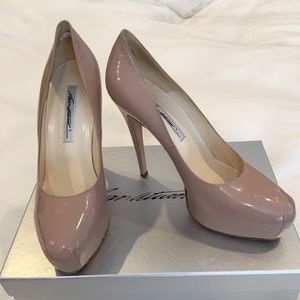 Brian Atwood nude platform heeled pumps in EUC